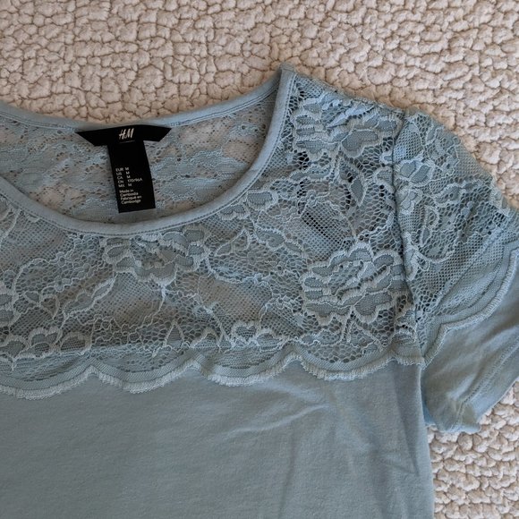 H&M light blue lace top (size M) - Picture 4 of 6